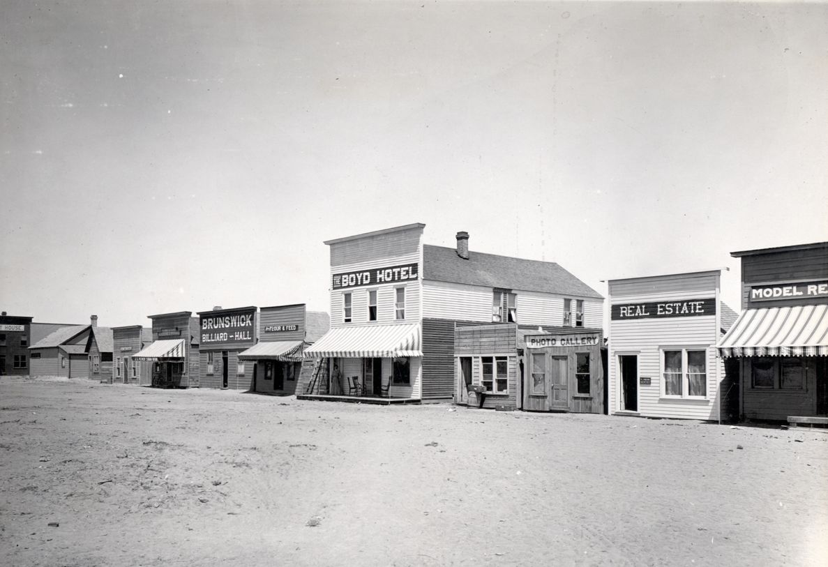 East Side of Square 1905